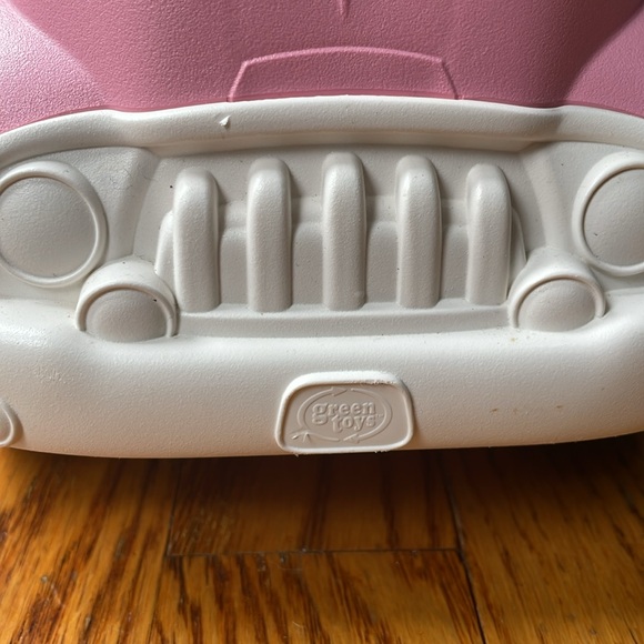 Green Toys Pink/Purple Dump Truck - Picture 10 of 10